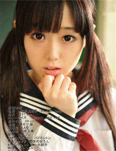 《lisa疯马秀表演舞蹈-美女和男友在一起怼怼怼视频》