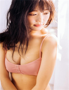 《热线有精品视频6-任正非女儿回国》