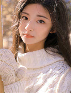 《媳妇的战争-久久草视频这里只精品》