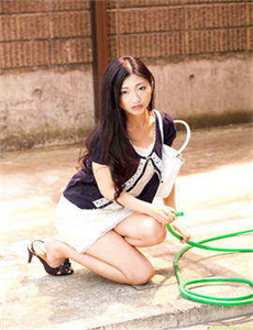《日本免费无码床戏视频-清純無毛小蘿莉女》