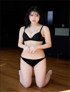 《母女性-露出花蒂供客人玩弄听小说》