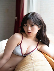 《爆乳婚纱-小妽子和我做爰中文字》