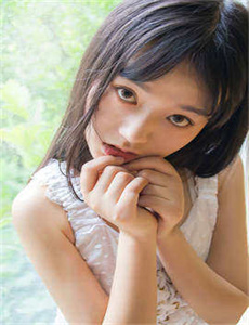 《春暖花开欧美区-一小孩儿和老师拔萝卜(黄)》