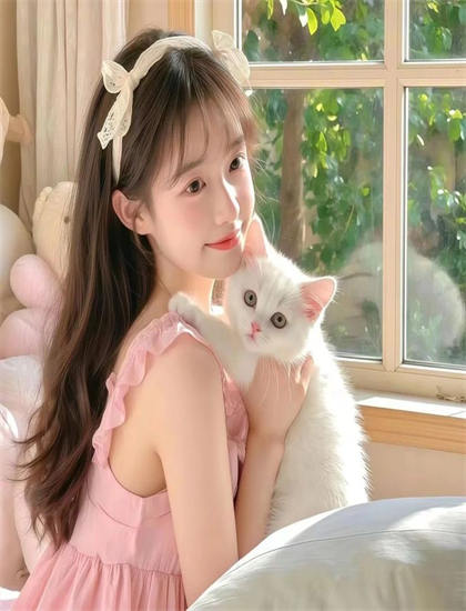 《咬我》角色研究：表演细节的精准把握与艺术处理 感受人物塑造的匠心